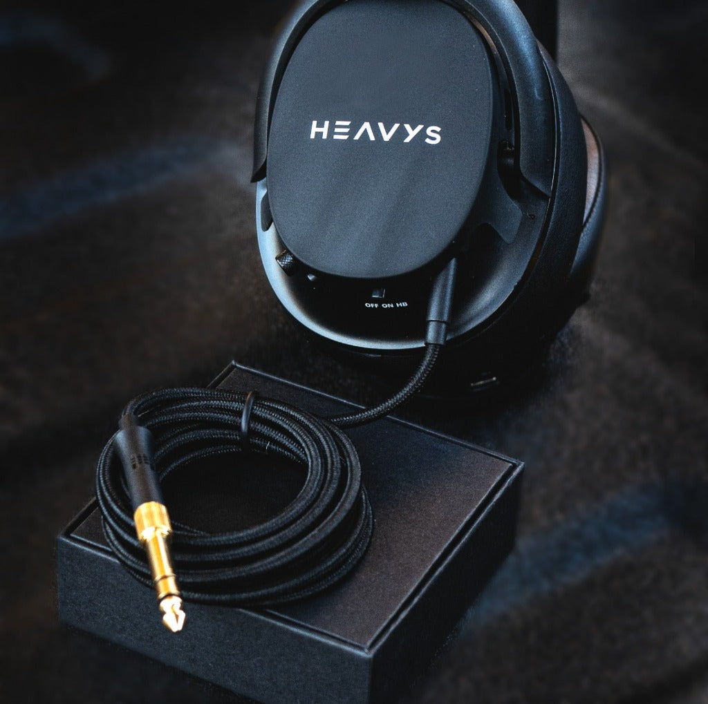 Premium Silver-Coated AUX Cable (1.8 meters/5.9 feet) - Heavys