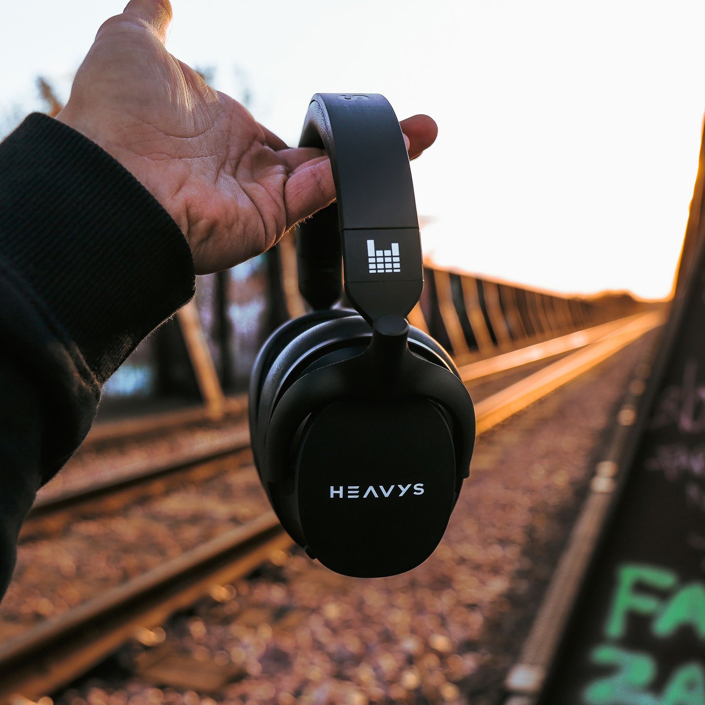 Heavys H1H Headphones + Premium Silver-Coated Aux Cable (Bundle) - Heavys