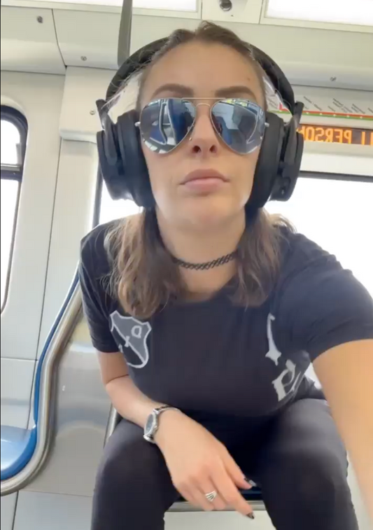 Why HEAVYS Are the Best Headphones for Daily Commuting