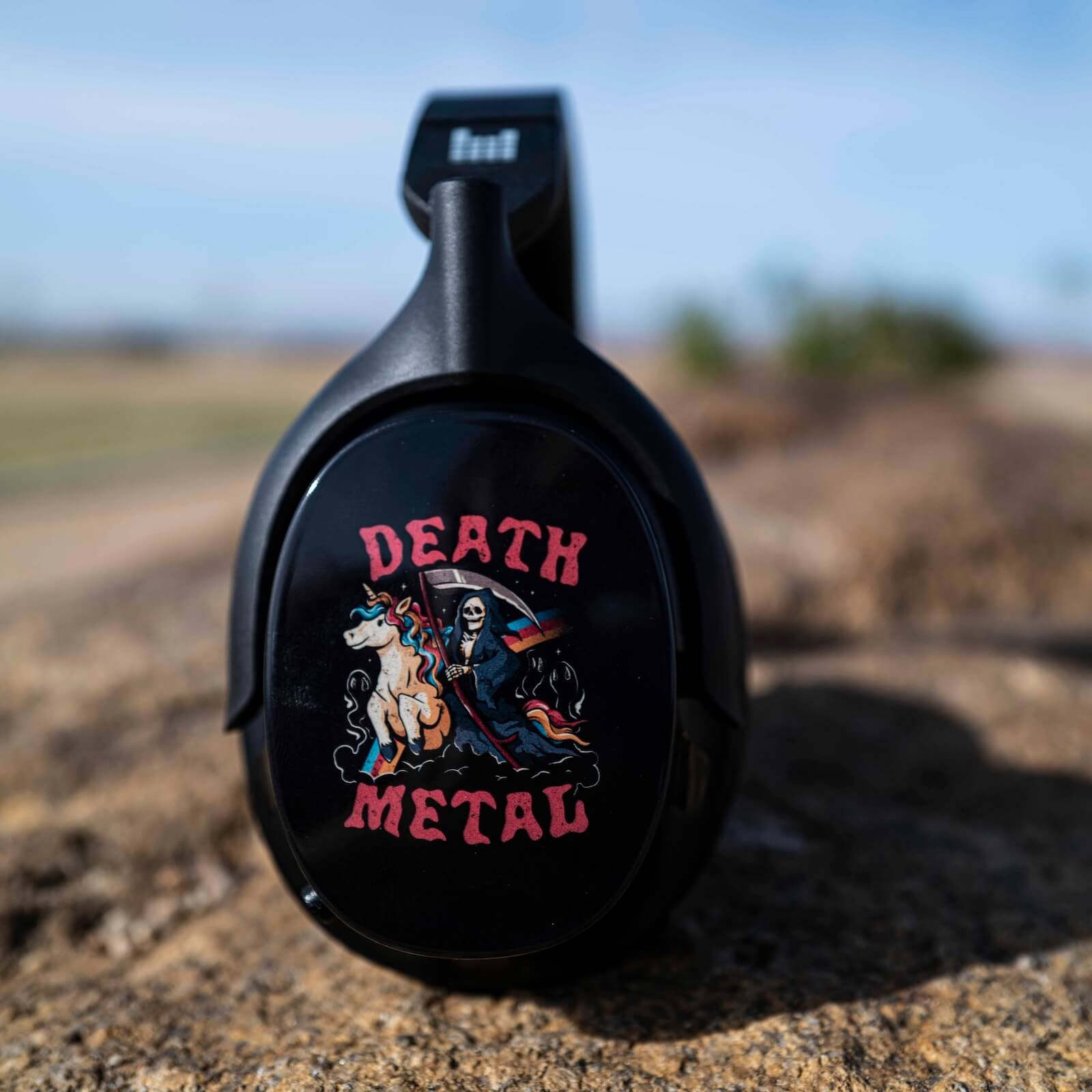 Death Metal Headphone Shells by Eduely Studio – Heavys